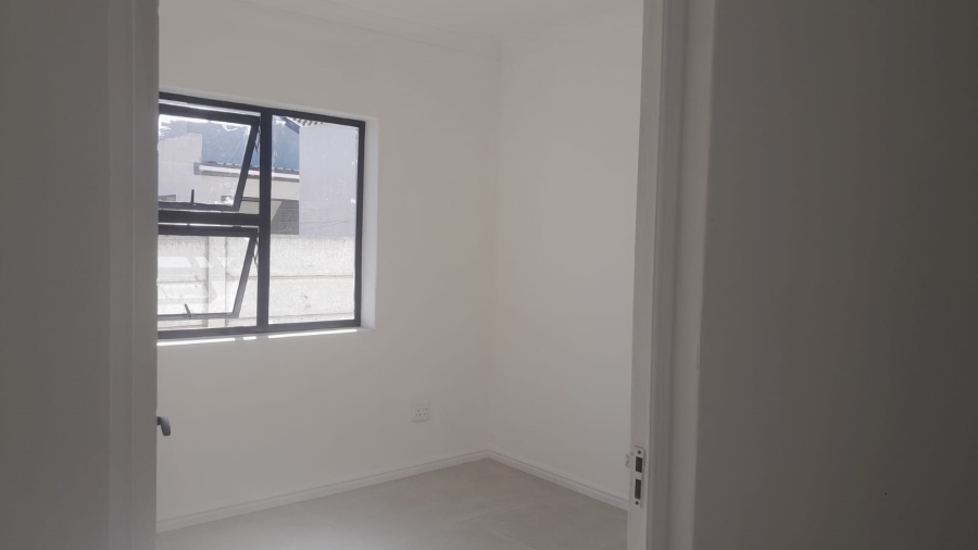 3 Bedroom Property for Sale in Croydon Western Cape